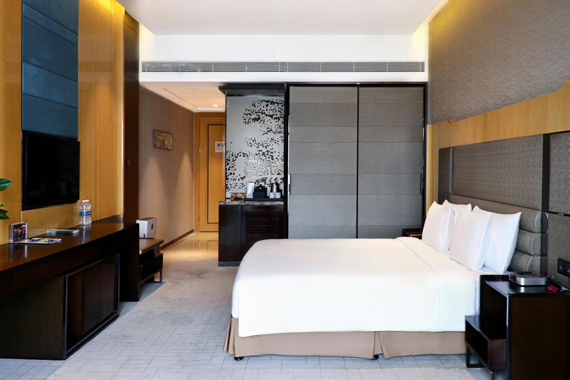 Crowne Plaza Beijing Lido By Ihg Hotell Exteriör bild